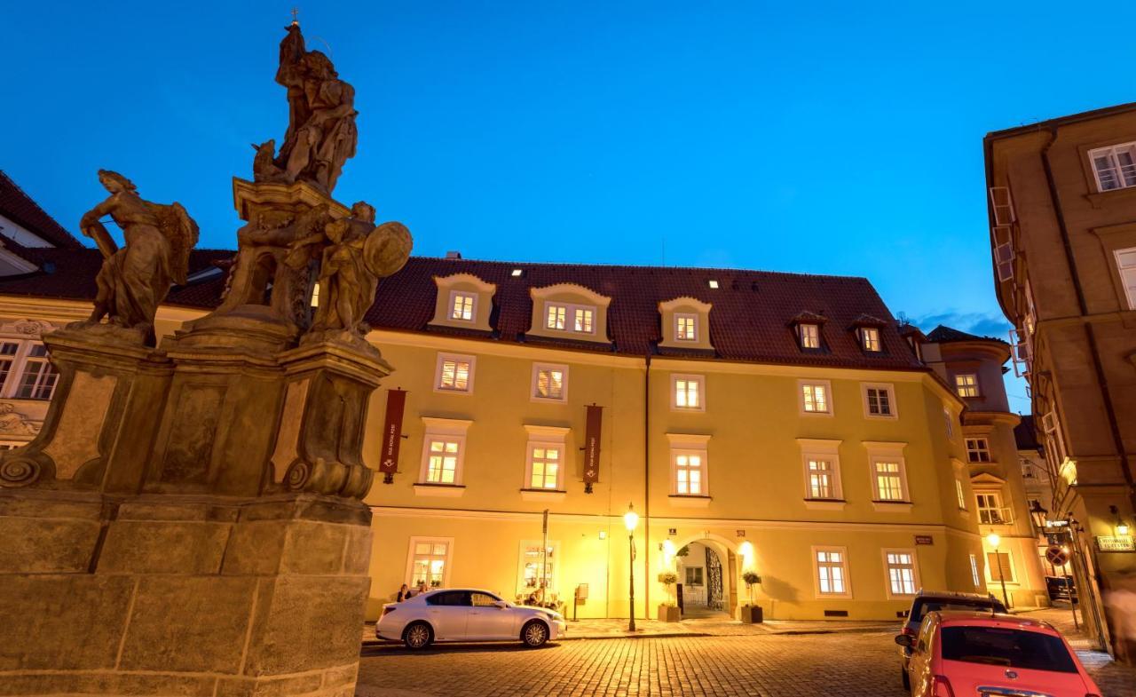 Old Royal Post Hotel Prag Dış mekan fotoğraf